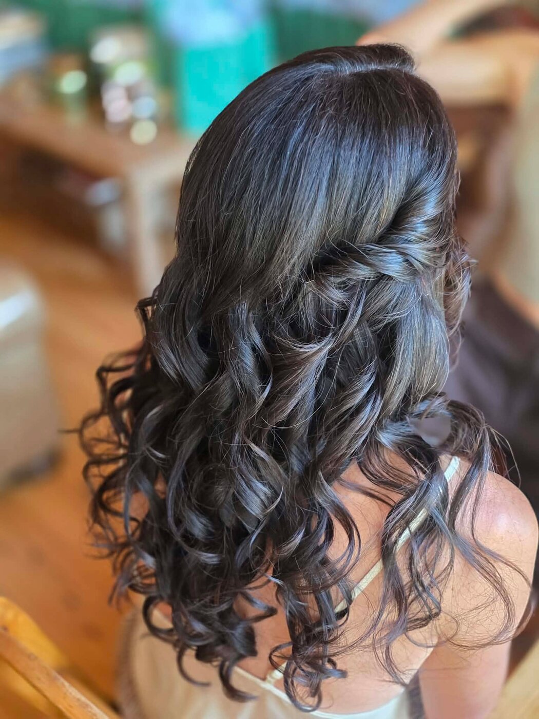 Long flowing curls with bridal polish